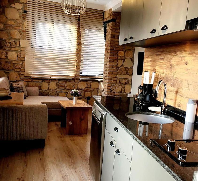 Sera Homes Kaleici Oldtown Antalya Extérieur photo